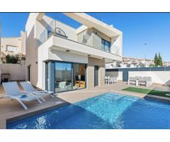 Villa en Venta en San Miguel de Salinas, Alicante