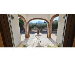 Villa en Venta en Orihuela, Alicante