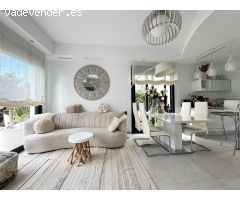 Chalet moderno con piscina privada y solárium en PAU 26, Orihuela Costa