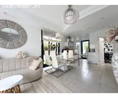Chalet moderno con piscina privada y solárium en PAU 26, Orihuela Costa