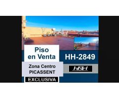 Ático con terraza y garaje en residencial de Picassent. / HH Asesores, Inmobiliaria en Burjassot /