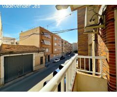 VIVIENDA + PLAZA DE GARAJE EN LA ZONA DEL PARQUE NUEVO. AMUEBLADA Y CON ELECTRODOMESTICOS