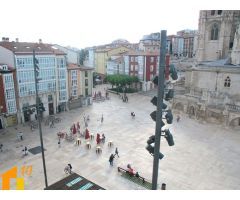 Exclusiva vivienda dúplex en Paseo del Espolón