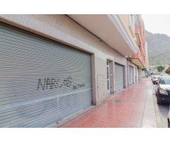 LOCAL COMERCIAL CON 200M2 EN CALLOSA DE SEGURA.