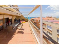 INCÉIBLE ÁTICO CON TERRAZA DE  MÁS DE 40M2 EN TORREVIEJA (ZONA AVENIDA PURÍSIMA)