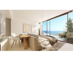 Ático de 3 dormitorios y 2 baños con vistas al mar en El Higuerón. Fuengirola