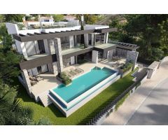 Villa de lujo de 5 dormitorios y 6 baños a pie de playa. Marbesa, Marbella