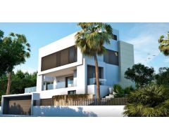 Villa de lujo de 5 dormitorios y 7 baños con vistas al Mar. Rio Real Golf, Marbella