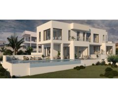 Villa de 4 dormitorios, 4 baños con vistas al mar. Santa María Golf, Elviria, Marbella Este