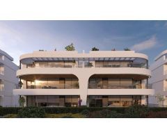 New 3 bedroom, 3 bathroom penthouse apartment with sea views. Atalaya Golf, Estepona