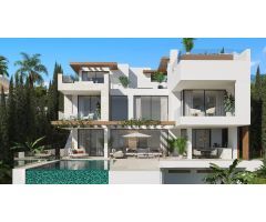 Villa de lujo de 4 dormitorios y 4 baños con vistas al mar. Estepona