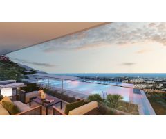 Ático de  3 dormitorios, 3 baños con vistas a Benahavís y el litoral de Marbella