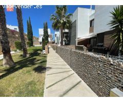 APARTAMENTO ATICO UNICO Y MODERNO CON VISTAS ESPECTACULARES EN EL CAMPO DE GOLF LAS RAMBLAS