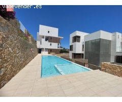 APARTAMENTO ATICO UNICO Y MODERNO CON VISTAS ESPECTACULARES EN EL CAMPO DE GOLF LAS RAMBLAS