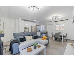 ? Moderno Ático Reformado con Gran Terraza y Vistas – Cártama  ????????