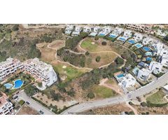 EXCLUSIVA PARCELA URBANA DE 1216 M, EN GOLF LA RESINA  – ESTEPONA