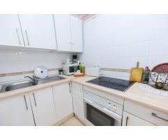 Piso a la venta primera linea de Playa, puerto deportivo Fuengirola