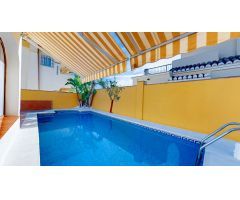 Villa en venta en Benalmadena