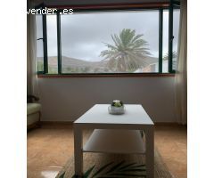 Edificio con Vivienda, local comercial y sótano en Haría.