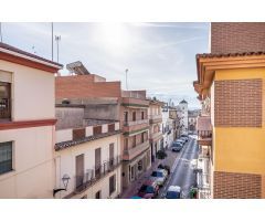 ¡Luz, amplitud y ubicación inmejorable en pleno centro de Peligros! ??????