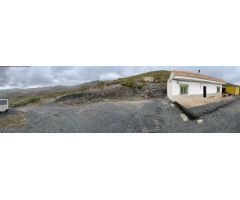 CORTIJO EN SENES