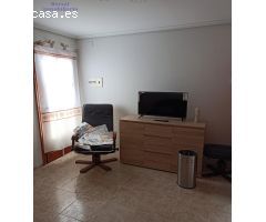 Casa para entrar a vivir de 99 metros  mas 16 metros de bodega con asador  en Matute - La Rioja