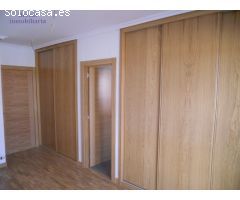 Chalet en venta en Navarrete. Muy amplio. A estrenar.