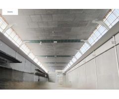 NAVE DE 1200 M2 EN POLIGONO CAMPOLLANO