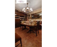 SE VENDE CASA JUNTO EN LA MERCED JUNTO AL CANTÓN DE JESÚS