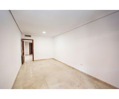 VIVIENDA EN CAÑITO BAZAN CON COCHERA Y TRASTERO.