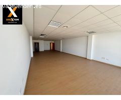 EXCELENTE OFICINA EN ALQUILER EN LA ZONA DEL POLÍGONO DE LA SERRETA CON GARAJE INCLUIDO.