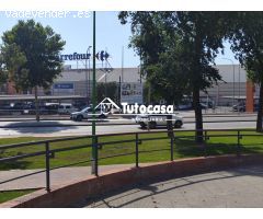 ¡Tu plaza de garaje en Dos Hermanas te está esperando!
