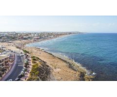 VILLAS DE LUJO EN LA MATA  LLAVE EN MANO Y A PIE DE LA PLAYA