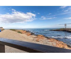 APARTAMENTO A METROS DE LA PLAYA EN UBICACIÓN PRIVILEGIADA