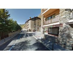 AMPLIO LOCAL COMERCIAL EN VENTA