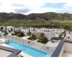 EXCLUSIVO APARTAMENTO CON SOLARIUM EN FONT DEL LLOP