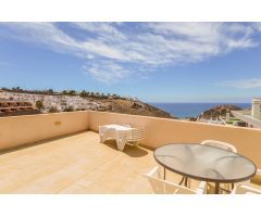 Apartamento de 2 dormitorios con vistas al mar en Amadores