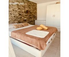 ¡Oportunidad única! Apartamento reformado con vistas al mar en Amadores