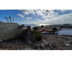 ¡Parcela con maravillosas vistas al mar en San Agustín! Dispone de un fantástico proyecto y licencia