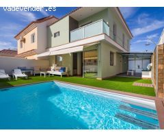 Villa de lujo  de 3 dormitorios con piscina privada en Sonnenland