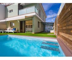 Villa de lujo  de 3 dormitorios con piscina privada en Sonnenland