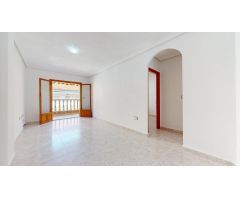 Oportunidad única a 125 m, de las playas en Torre de la Horadada!