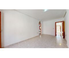 Oportunidad única a 125 m, de las playas en Torre de la Horadada!
