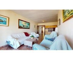 Amplio piso de tres dormitorios y garaje junto al Mar Menor en San Pedro del Pinatar