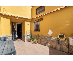 Bonita casa cueva con garaje en pleno centro de Guadix.