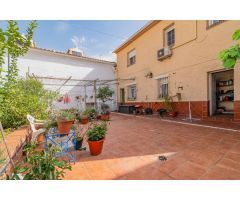 Chalet en Venta en Ogíjares, Granada