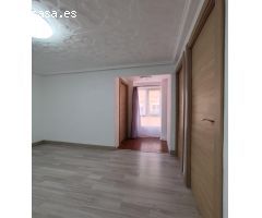 Piso en Venta en Valencia de las Torres, Valencia