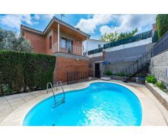 CHALET CON PISCINA EN LA ZONA LA MOLASA EN TEIÀ