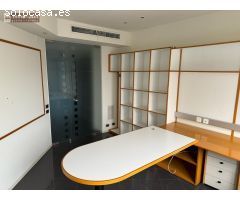 MAGNIFICA OFICINA EN ZONA ALTA DE 113 M2 (EDIF. TRADING)