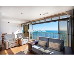 Ático Dúplex de Lujo con Vistas Panorámicas al Mar – Primera Línea en Torrevieja